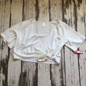 Xhilaration white wrap tie in the front shirt!